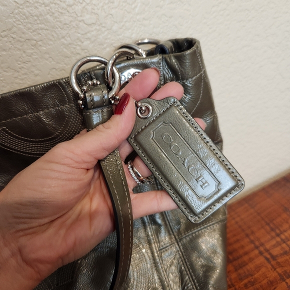 Vintage Y2K COACH Alex Patent Leather Op Art Shoulder Handbag Tote - Picture 6 of 14